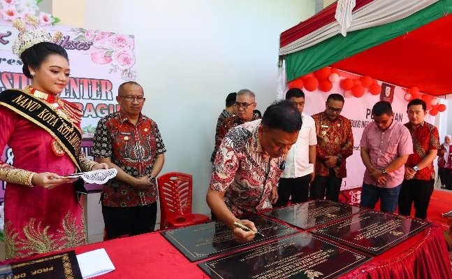 Ketua Dprd Meiddy Makalalag Dampingi Gubernur Sulut Resmikan Gedung