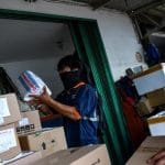 Usaha Logistik Tetap Beroperasi di Tengah Corona