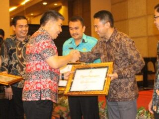 Kotamobagu Raih Penghargaan Keterbukaan Informasi Publik