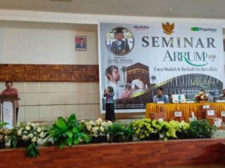 Wawali Nayodo Buka Seminar Arrum Haji