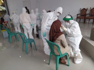 Puluhan ASN dan THL Kotamobagu di Swab Test