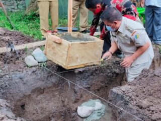 Wawali Letakan Batu Pertama Pembangunan Ruang Praktek SMK Prima Sejahtera