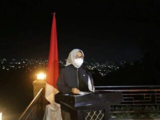 Wali Kota Kotamobagu Hadiri Paripurna Ranperda APBD-P Tahun 2021