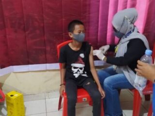 Vaksinasi Covid-19 Tahap Satu di Kelurahan Gogagoman Capai 50 Persen