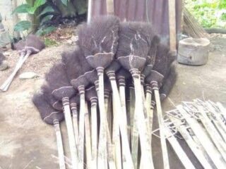 Sapu Ijuk Tradisional Buatan Krisno Banyak Diminati