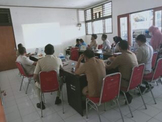 DPMD Kotamobagu Menggelar Rapat APBDes Tahun 2021