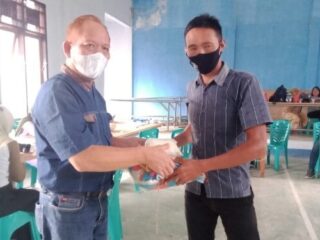sembako untuk warga yang ikuti vaksinasi