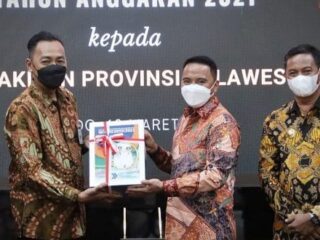 Bupati Boltim Hadiri Acara Penyerahan LKPD Unaudited