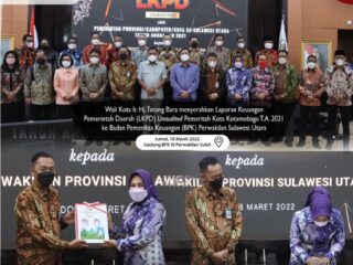 Wali Kota Kotamobagu Serahkan LKPD Unaudited ke BPK