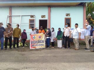 Pemkab Boltim Terima Bantuan dari Pemkot Kotamobagu untuk Korban Banjir di Desa Motongkad Utara