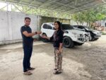 SSM Kembalikan Mobil Landcruiser Prado Milik YSM