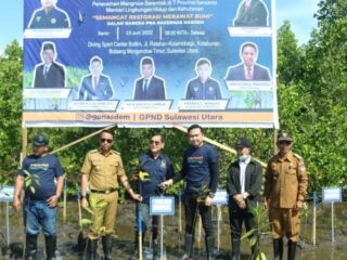 Bupati Boltim Hadiri Kegiatan Penanaman Pohon Mangrove Serentak