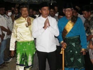 Bupati Boltim Hadiri Halal Bihalal di Desa Buyat