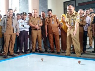 Lomba Permainan Tradisional Sambut HUT Boltim Sukses Digelar