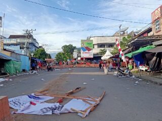 Pemkot Kotamobagu Laporkan Aksi Pengrusakan Baliho di Pasar Serasi