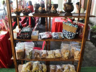 Pemarkan Produk Lokal di ISJAI Manado