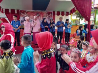 Bunda PAUD Kotamobagu Lepas Karnaval Anak