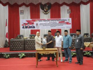 Wali Kota Kotamobagu Tanda Tangani Nota KUPA PPAS Perubahan Tahun 2022