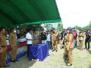 Bupati Sachrul Lantik Tiga Kepala Sekolah Usai Apel Kerja