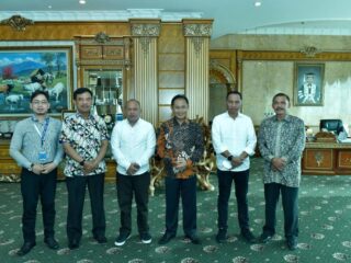 Bupati Sachrul dan DPRD Bertemu Rektor Unikom Bandung