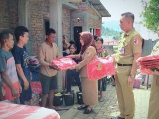 Pemkot Kotamobagu Salurkan Bantuan kepada Warga Korban Kebakaran