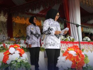 Wali Kota Tatong Bara Irup HUT PGRI Ke-77 dan HGN