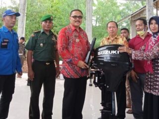 Nelayan dan Koperasi Dapat Bantuan Sarana Perikanan Tangkap