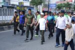 Bupati Asahan Ikuti Gerak Jalan Santai Dalam Rangka Dirgahayu Makodim 0208 Asahan ke-67.