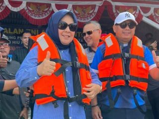 Wali Kota Kunjungi Destinasi Wisata Pantai Botubarani