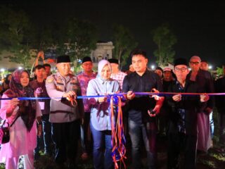 Wali Kota Tatong Bara Buka Mogolaing Ramadhan Festival 2023