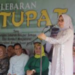 Wali Kota Tatong Bara Hadiri Lebaran Ketupat di Desa Pontodon