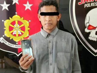 Polisi Tangkap Pelaku Pencuri HP di Gambir Baru