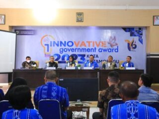 Wali Kota Tatong Bara Buka Innovative Government Award Tahun 2023