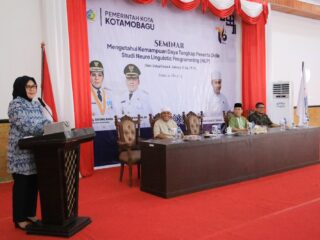 Wali Kota Tatong Bara Hadiri Seminar Pendidikan