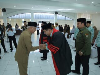 Bupati Asahan Lantik dan Baiat Dewan Juri Festival Seni Nasyid