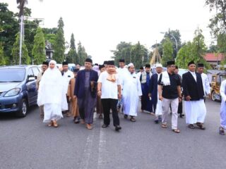 Wali Kota dan Wakil Wali Kota Kotamobagu Sholat Idul Adha di MABM