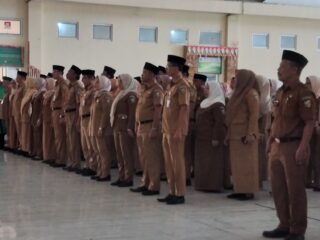 Depri Pontoh Lantik 84 Pejabat Lingkub Pemkab Bolmut