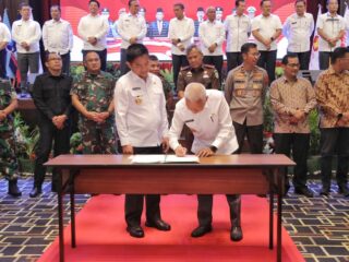 Bupati Asahan Ikuti Deklarasi Pemilu Damai dan Penandatanganan Kesepakatan Pendanaan Bersama Pilkada Serentak 2024