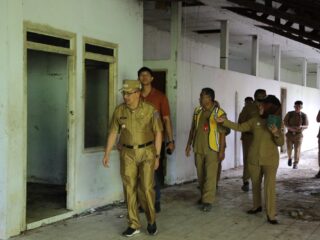 Asripan Nani Tinjau Eks Rumah Jabatan Bupati Bolmong