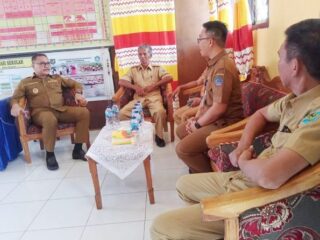 Bupati Bolmong Limi Mokodompit Tinjau Sekolah Terdampak Keracunan