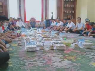 Pemkab Bolmut Gelar Doa Dan Zikir Bersama Di Ruang Kerja Bupati
