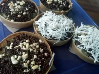 Jualan Martabak Mini, Nadya Raup Untung Hingga Jutaan Rupiah