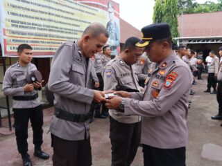 Puluhan Anggota Polisi Polres Kotamobagu Dites Narkoba Secara Mendadak