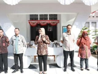 Tatong Bara Pimpin Apel Kerja Terakhir sebelum Purna Tugas