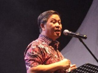 Wagub Steven Ajak Warga Canangkan Program Marijo Bakobong
