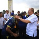 Wali Kota Kotamobagu Asripan Nani Tutup Turnamen Sepak Bola HK Family Cup 2