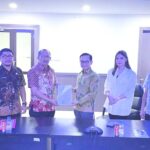 Wali Kota Asripan Nani Serahkan Proposal Usulan Pembangunan dan Pembenahan Gelora Ambang ke Kemenpora RI