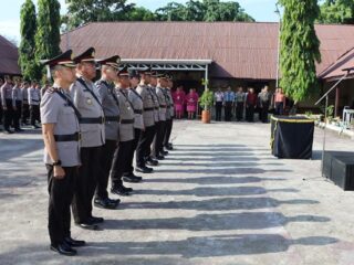 AKBP Dasveri Abdi Pimpin Sertijab 6 Pejabat Polres