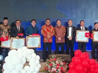 Pemkab Bolmong Raih Tiga Penghargaan di Anugerah Mapalus Pendidikan 2023