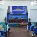 TP PKK Boltim Gelar Pelatihan Pembuatan Kerajinan Kabela